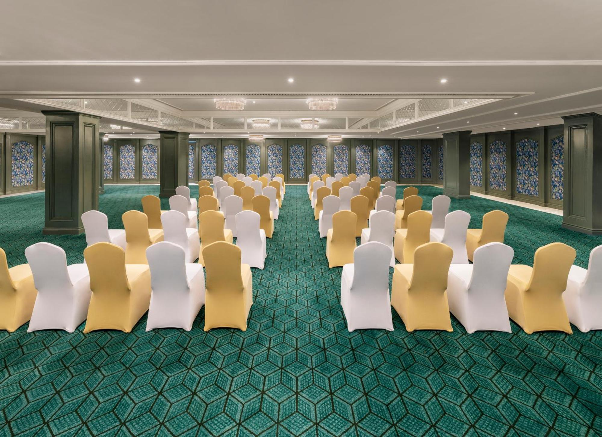 Tajview, Agra-Ihcl Seleqtions Hotel Buitenkant foto The ballroom