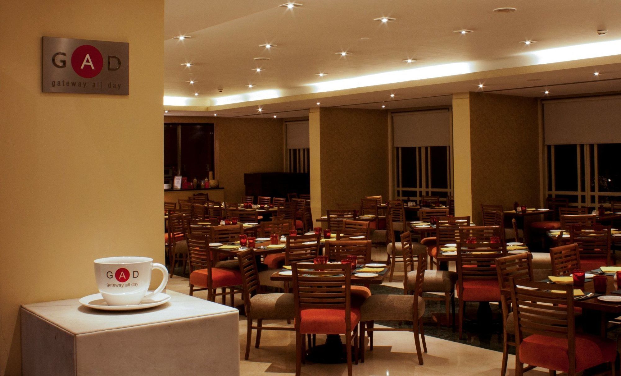 Tajview, Agra-Ihcl Seleqtions Hotel Restaurant foto A restaurant in the hotel